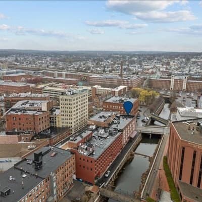 15-17-27 Kearney Sq # C1, Lowell MA 01852 photo 2