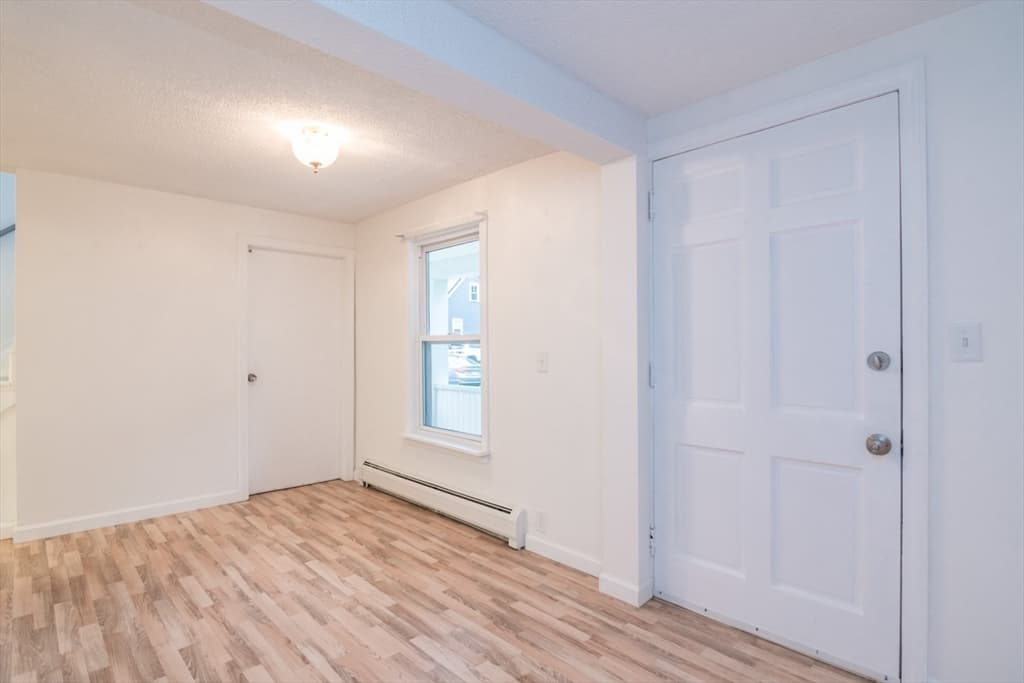 56 Warner St, Northampton MA 01062 photo 6