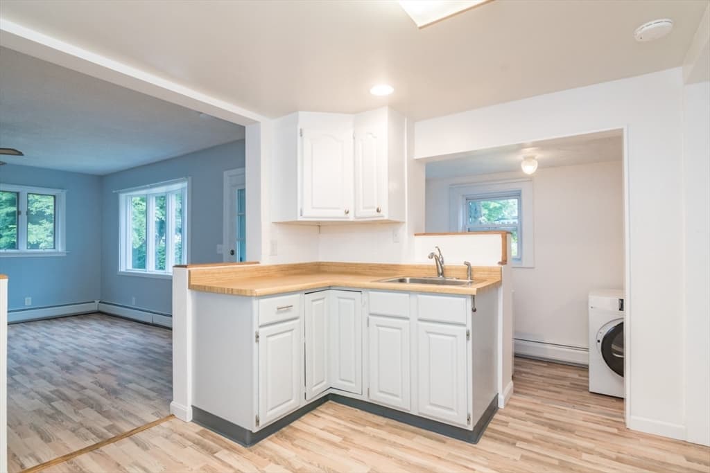 56 Warner St, Northampton MA 01062 photo 11