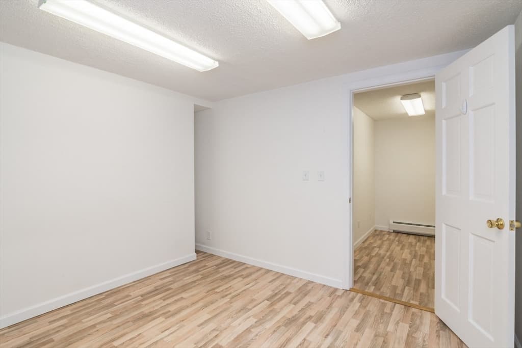 56 Warner St, Northampton MA 01062 photo 19