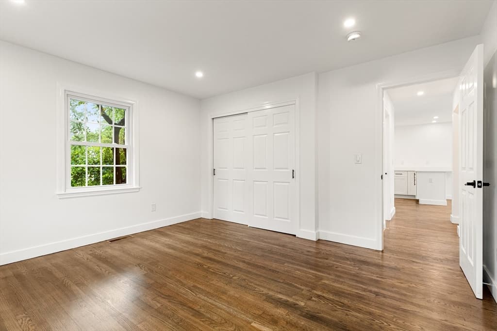 39 Mckinley Avenue, Lowell MA 01851 photo 13