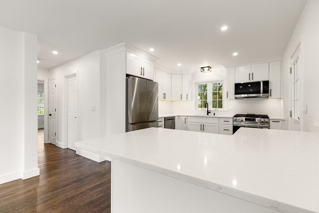 39 Mckinley Avenue, Lowell MA 01851 photo 7