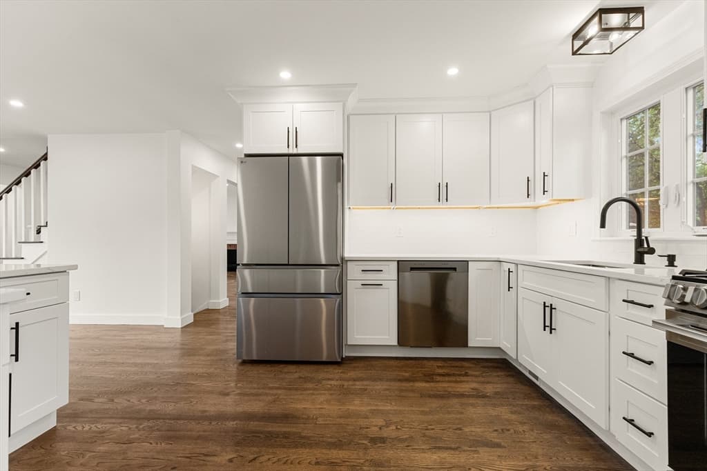 39 Mckinley Avenue, Lowell MA 01851 photo 5