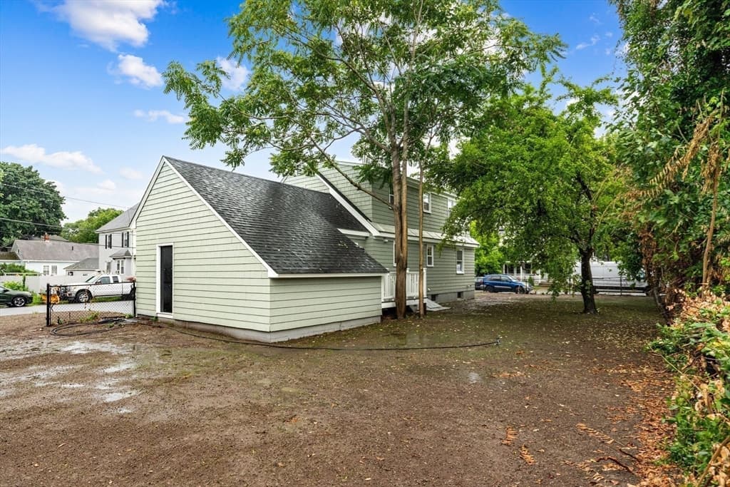 39 Mckinley Avenue, Lowell MA 01851 photo 34