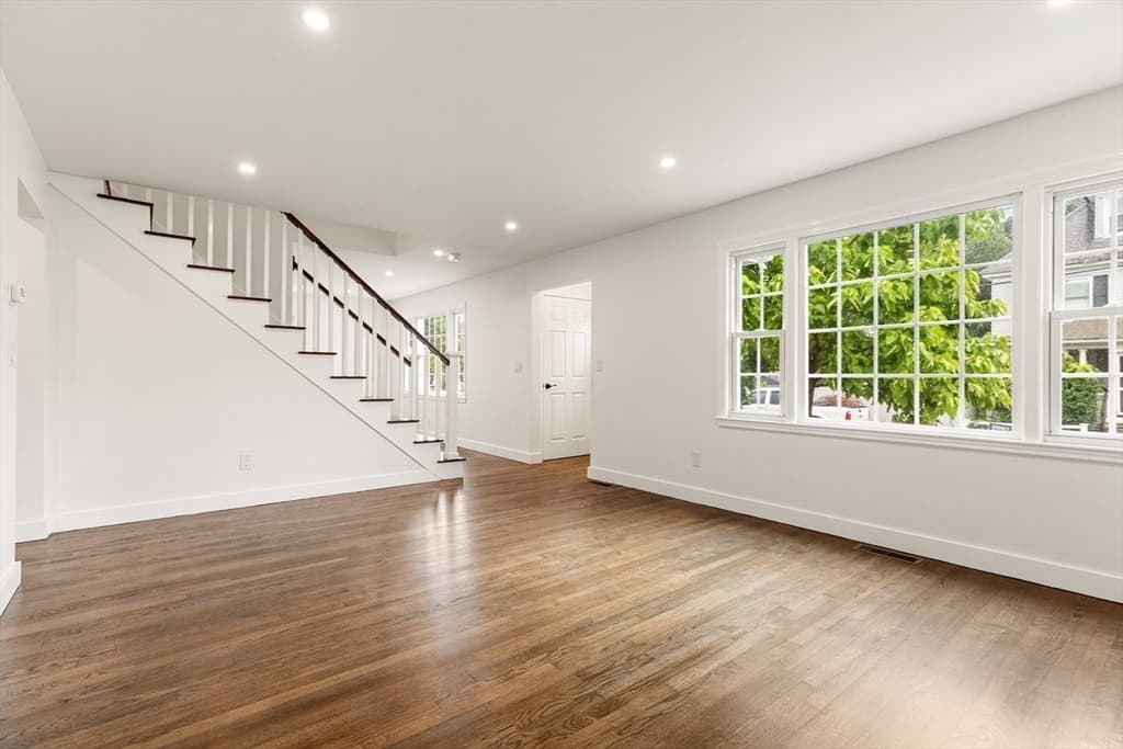 39 Mckinley Avenue, Lowell MA 01851 photo 8
