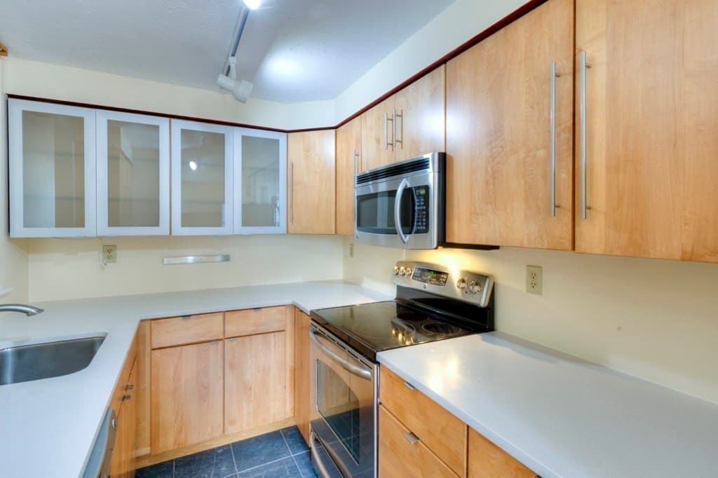 321 Plantation St # 102, Worcester MA 01604 photo 13