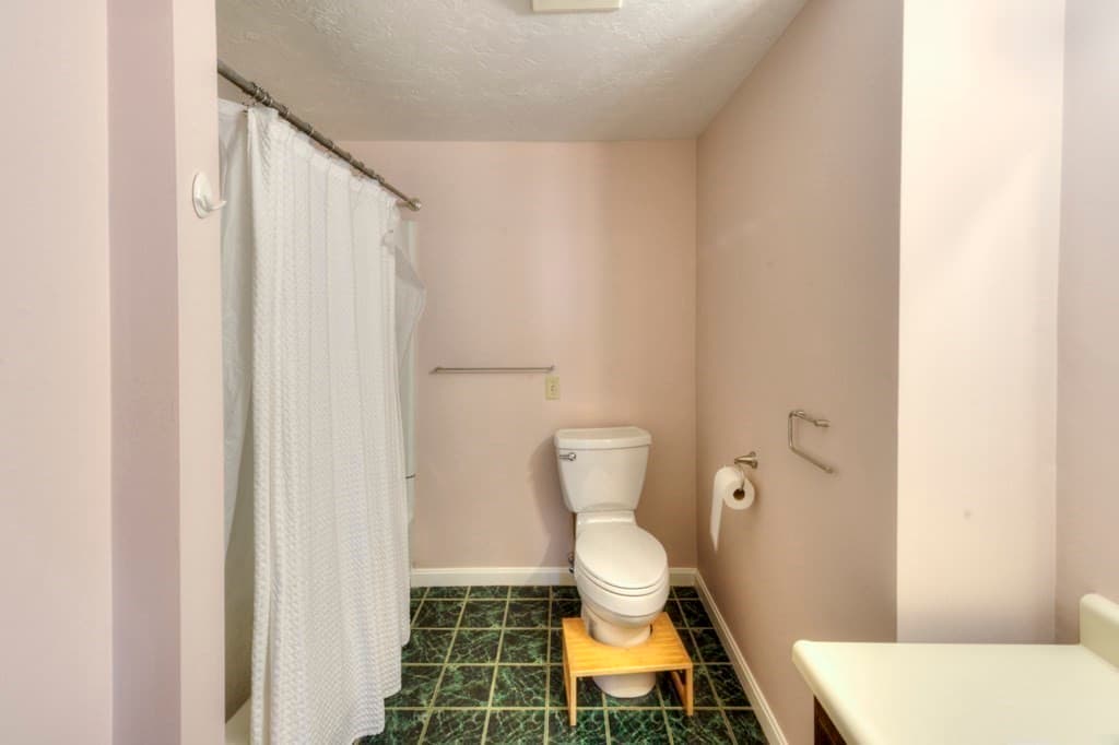 321 Plantation St # 102, Worcester MA 01604 photo 28