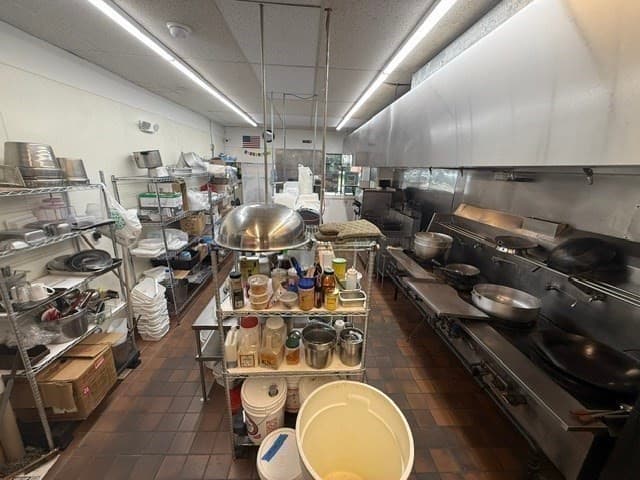 317 Court St, Plymouth MA 02360 photo 3