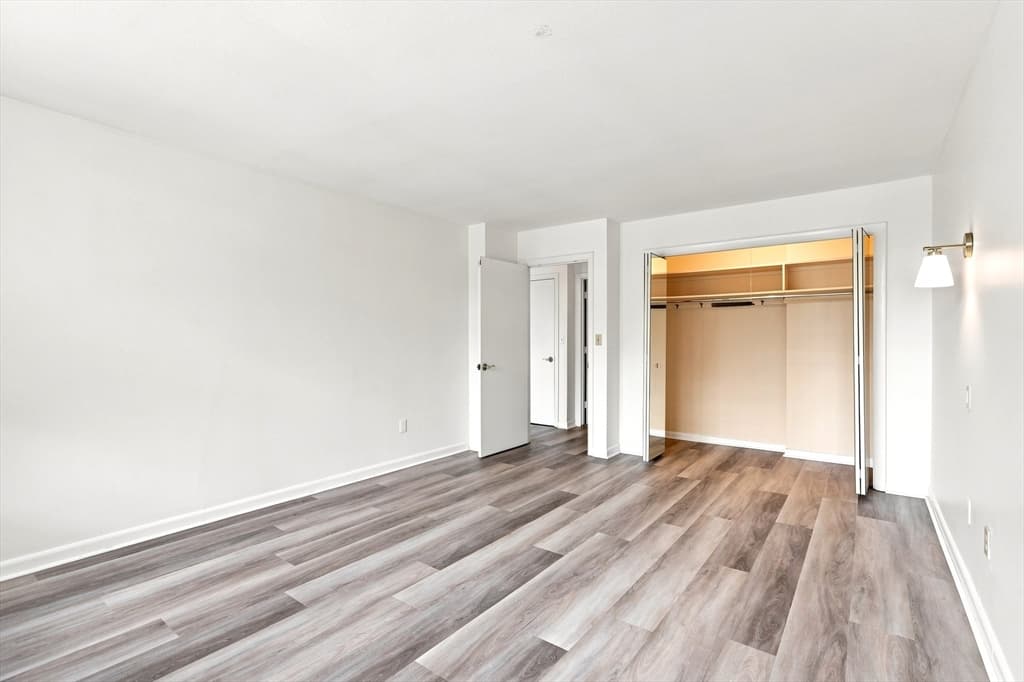 20 Hammond Pond Pkwy # 208, Newton MA 02467 photo 15