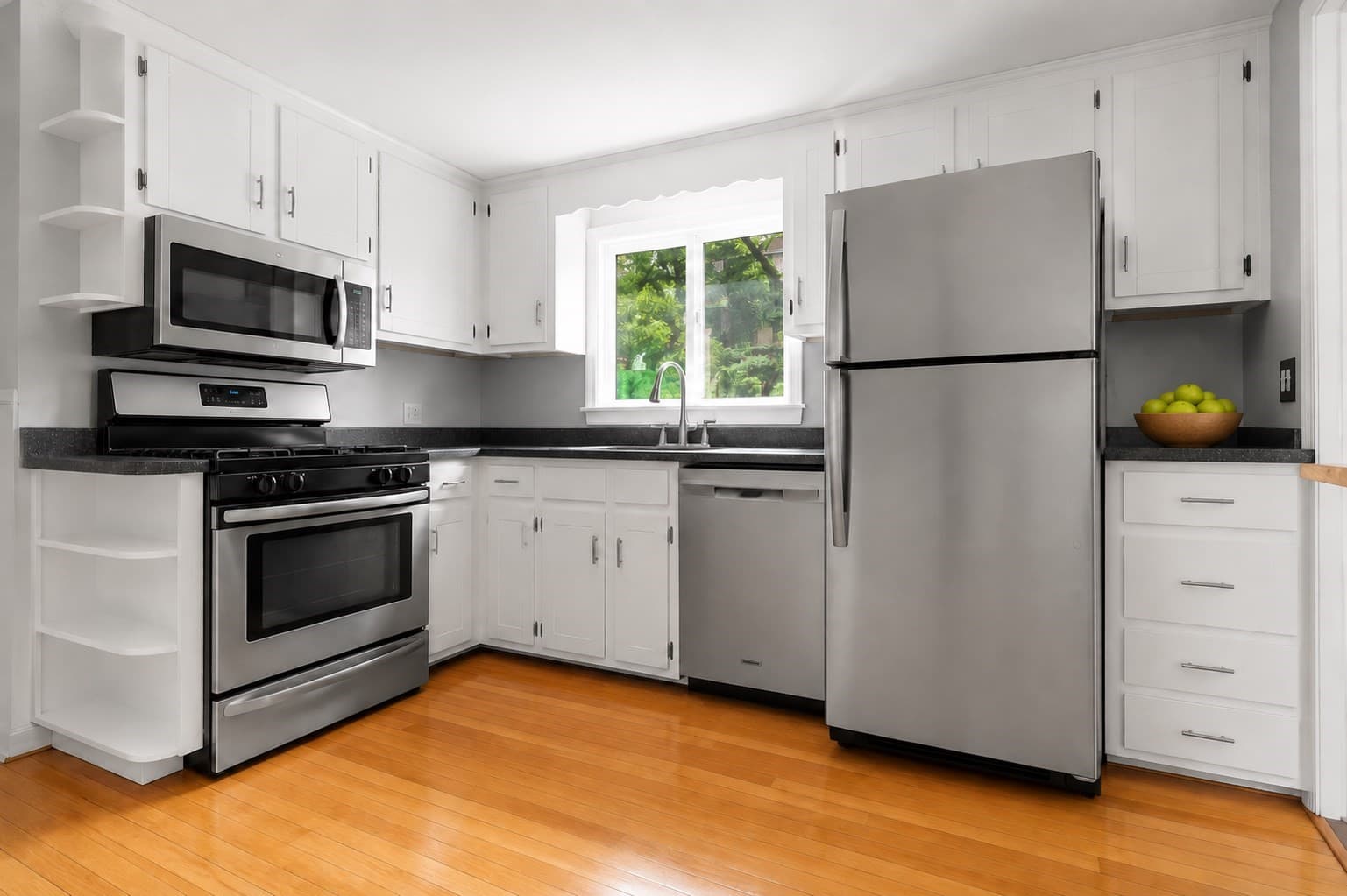 Single Family Residence at 422 Main Street, Groveland MA 01834, Groveland, photo 5 of 26