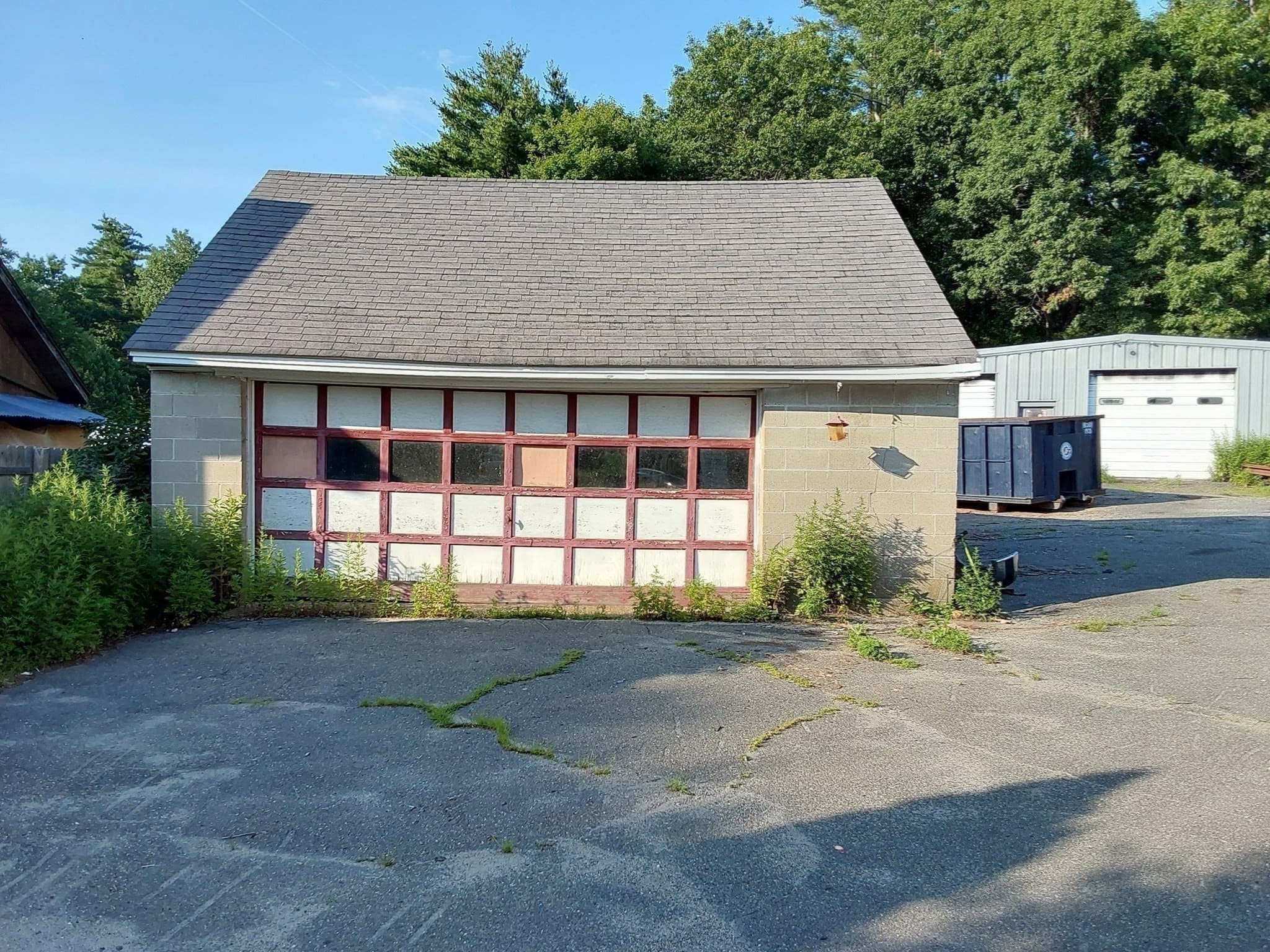 Single Family Residence at 96 East St, Ware MA 01082, Ware, photo 6 of 26