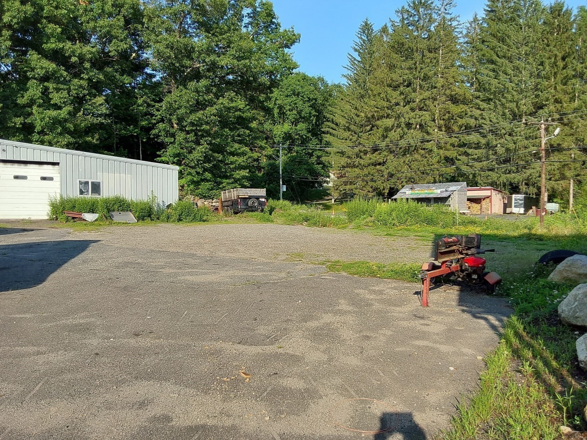 Single Family Residence at 96 East St, Ware MA 01082, Ware, photo 9 of 26