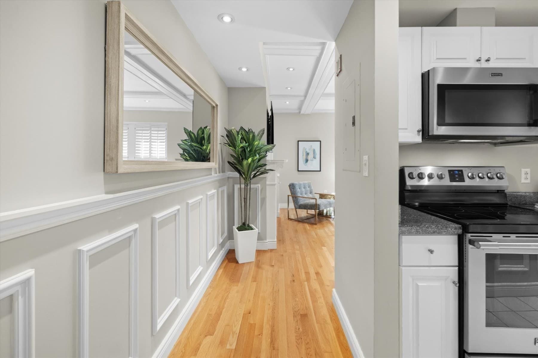 Condominium at 10 Charlesgate East # 502, Boston MA 02215, photo 13 of 34