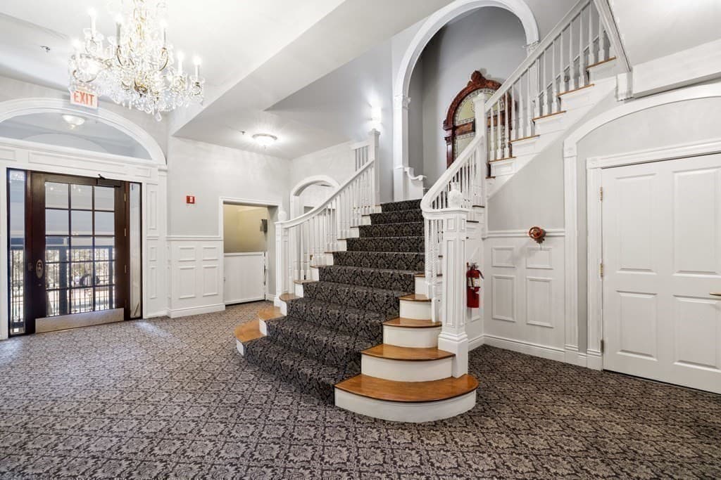 Condominium at 10 Charlesgate East # 502, Boston MA 02215, photo 22 of 34