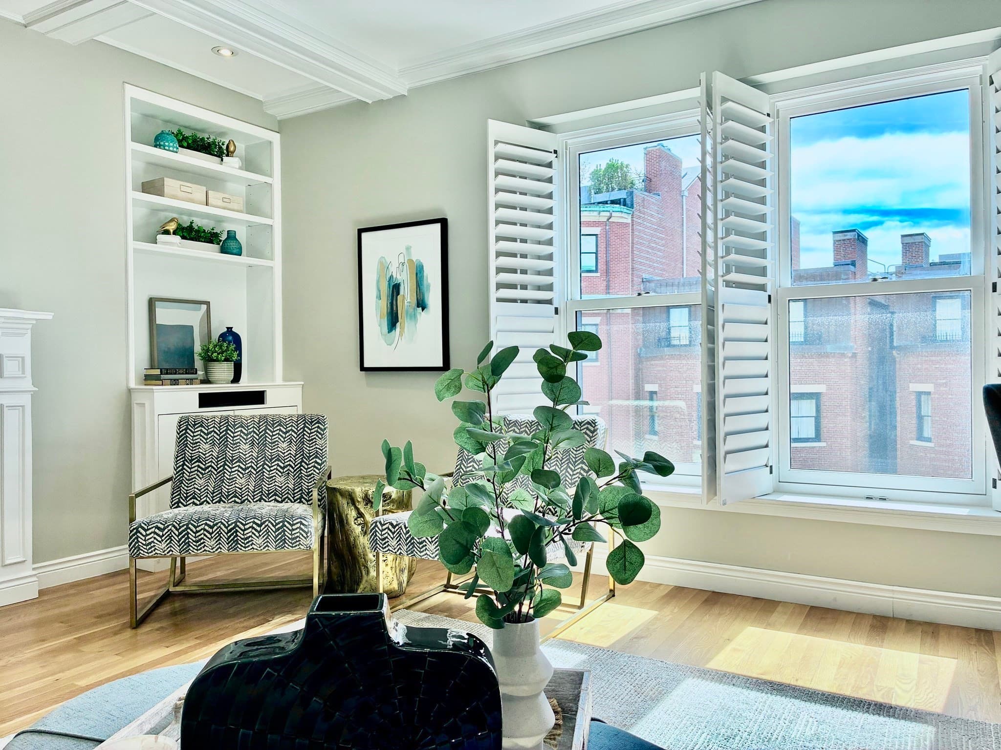 Condominium at 10 Charlesgate East # 502, Boston MA 02215, photo 7 of 34