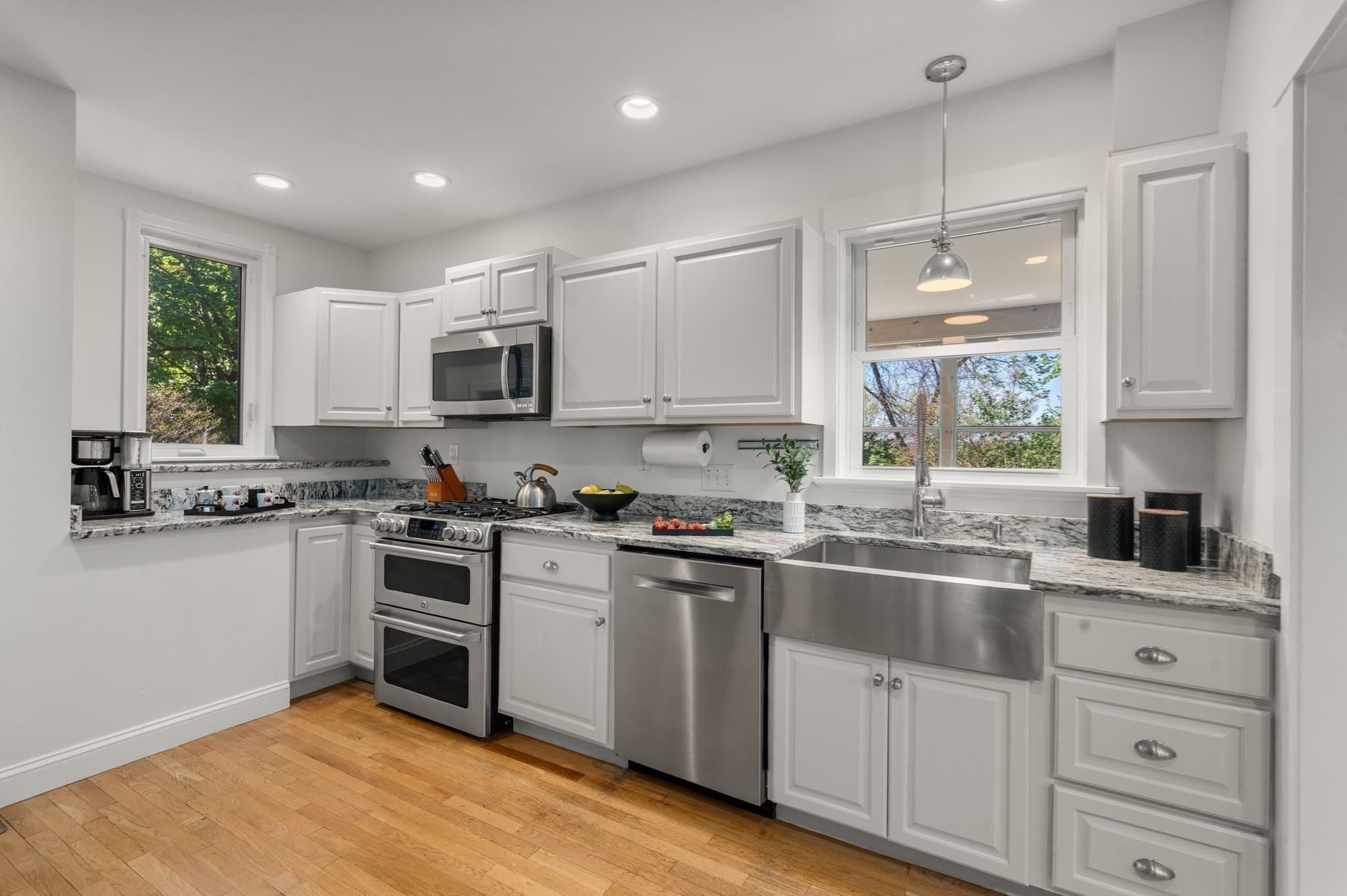 Single Family Residence at 189 Mount Vernon Street, Newton MA 02465, Newton, photo 9 of 28