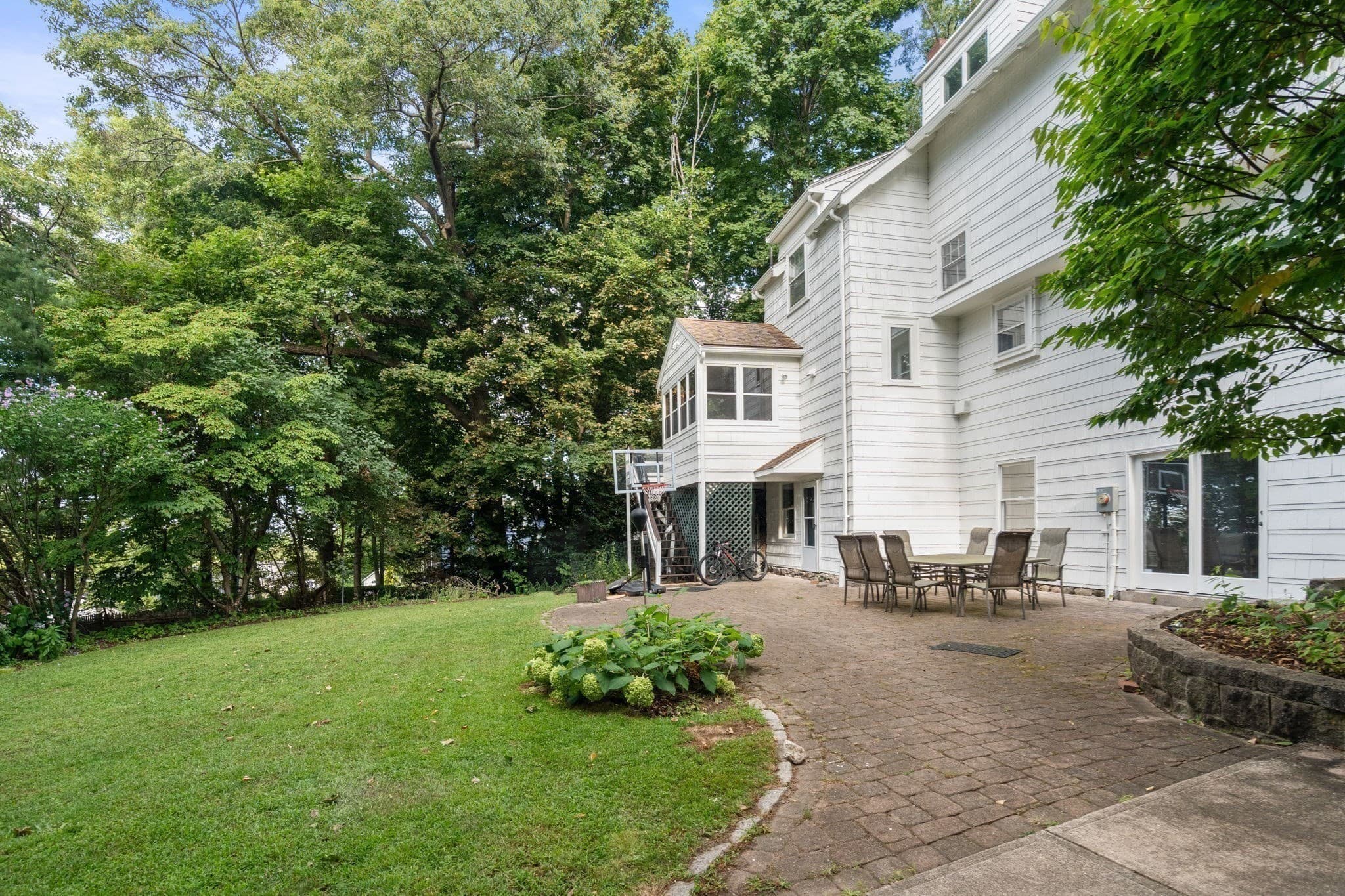 Single Family Residence at 189 Mount Vernon Street, Newton MA 02465, Newton, photo 25 of 28