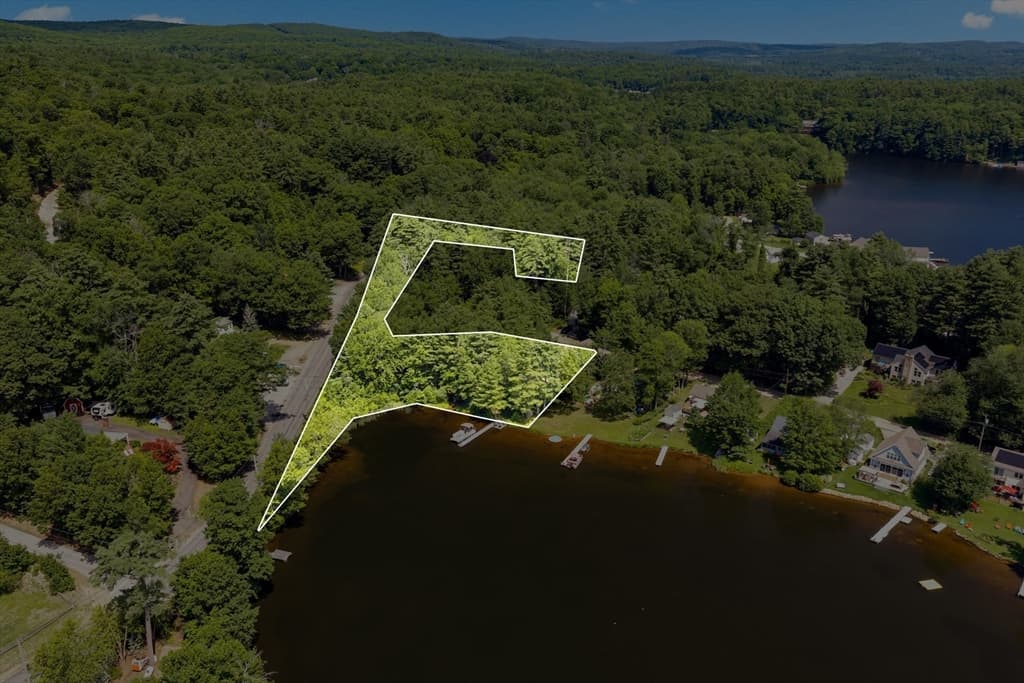 Single Family Residence at 2 Lakeshore Dr, Holland MA 01521, photo 39 of 40