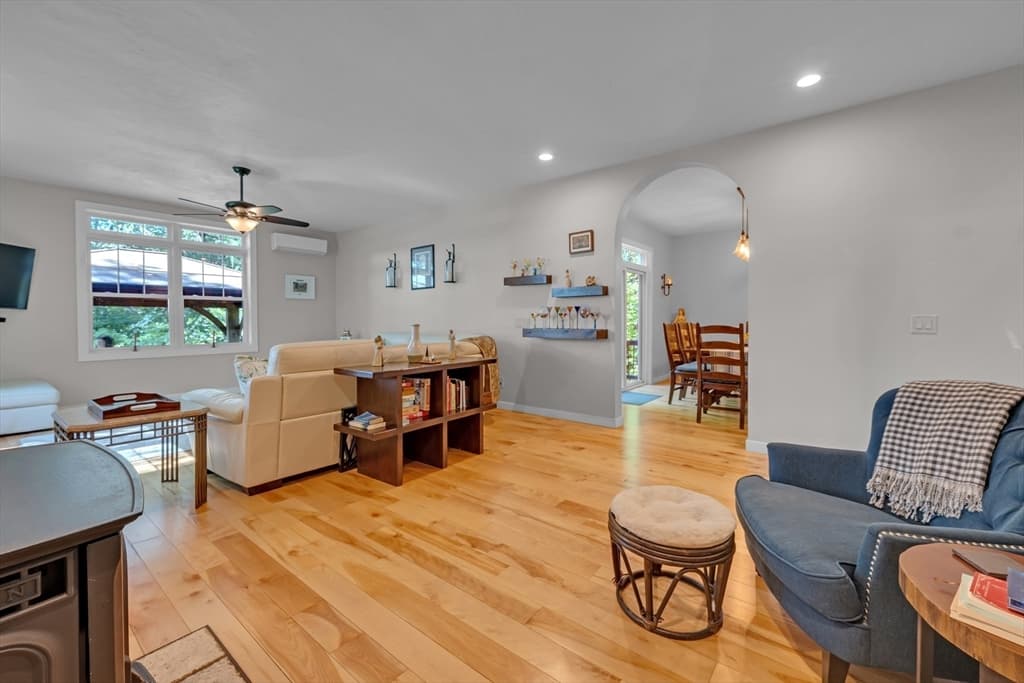 Single Family Residence at 2 Lakeshore Dr, Holland MA 01521, photo 21 of 40