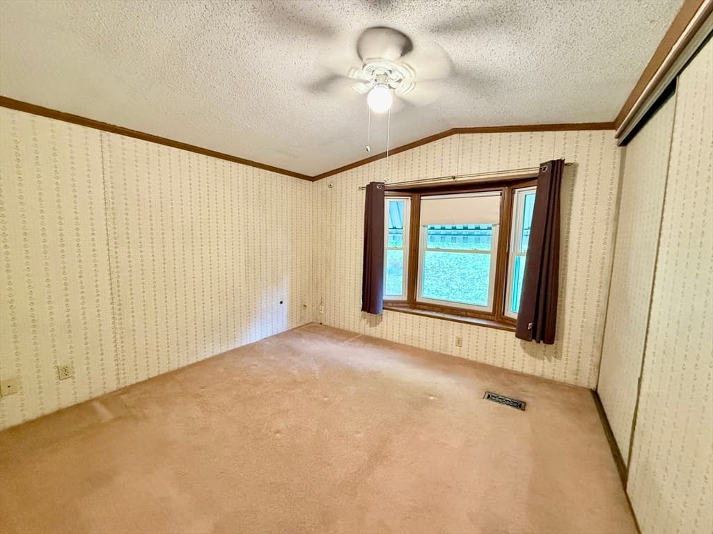 47 Washington St # 56, Auburn MA 01501 photo 15