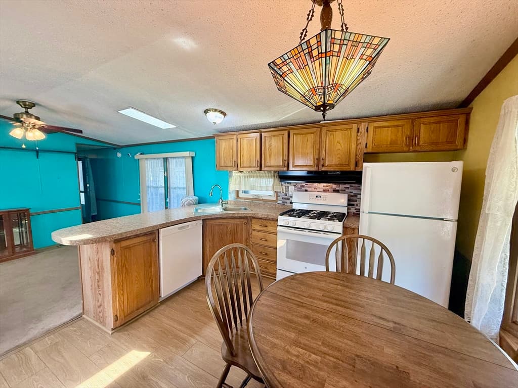 47 Washington St # 56, Auburn MA 01501 photo 4