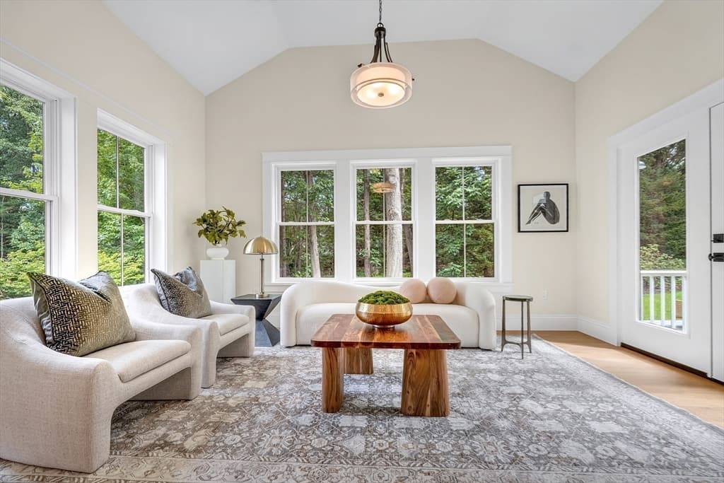 22 Tyler Rd, Lexington MA 02420 photo 4