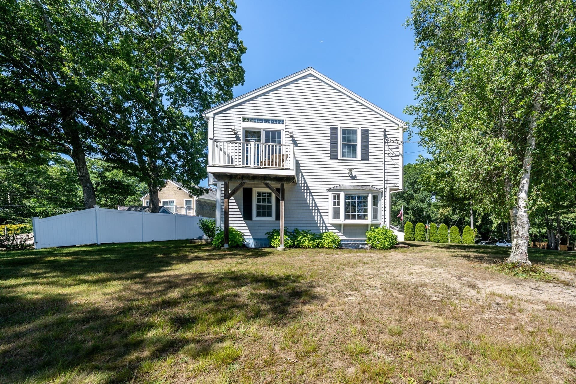 Single Family Residence at 135 Baxter Ave, Yarmouth MA 02673, photo 3 of 41