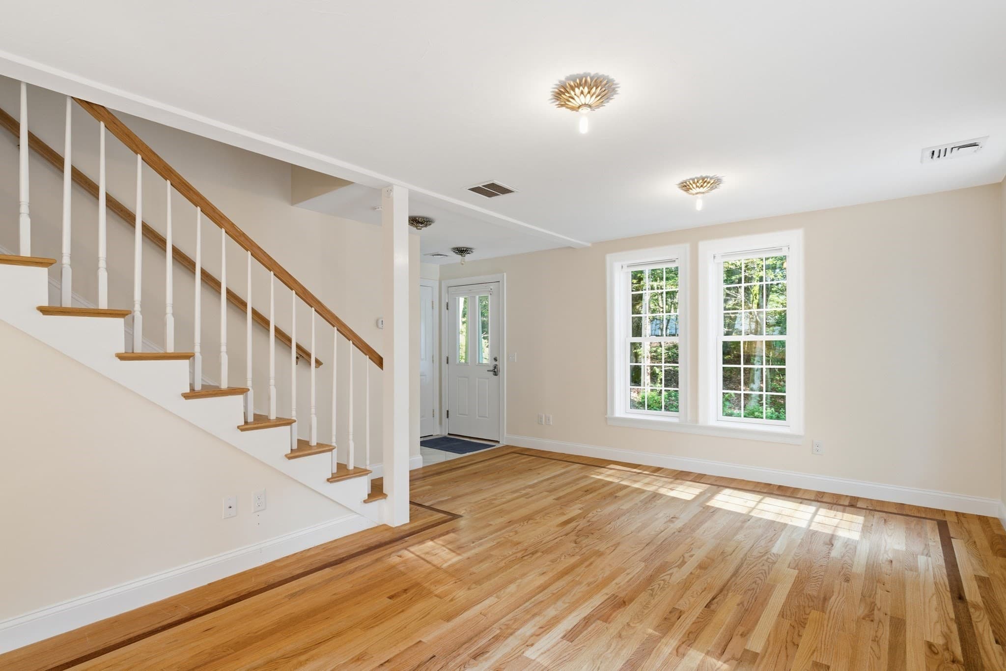 Single Family Residence at 10 Mayflower Path, Wayland MA 01778, photo 17 of 33