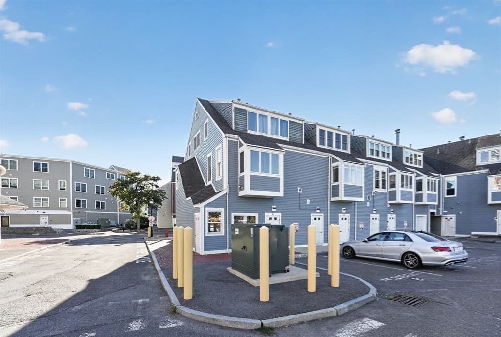 64 Wharf Street # J2, Salem MA 01970 photo 27