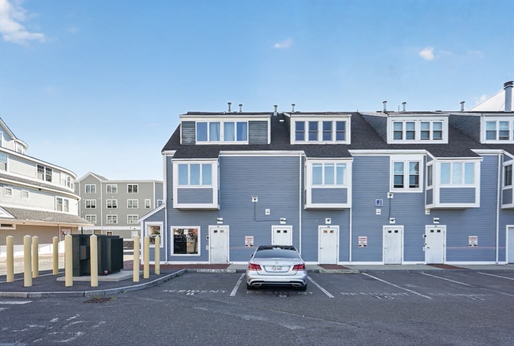64 Wharf Street # J2, Salem MA 01970 photo 28