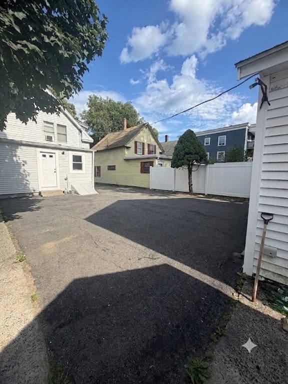70 Robinson St, Lynn MA 01905 photo 22