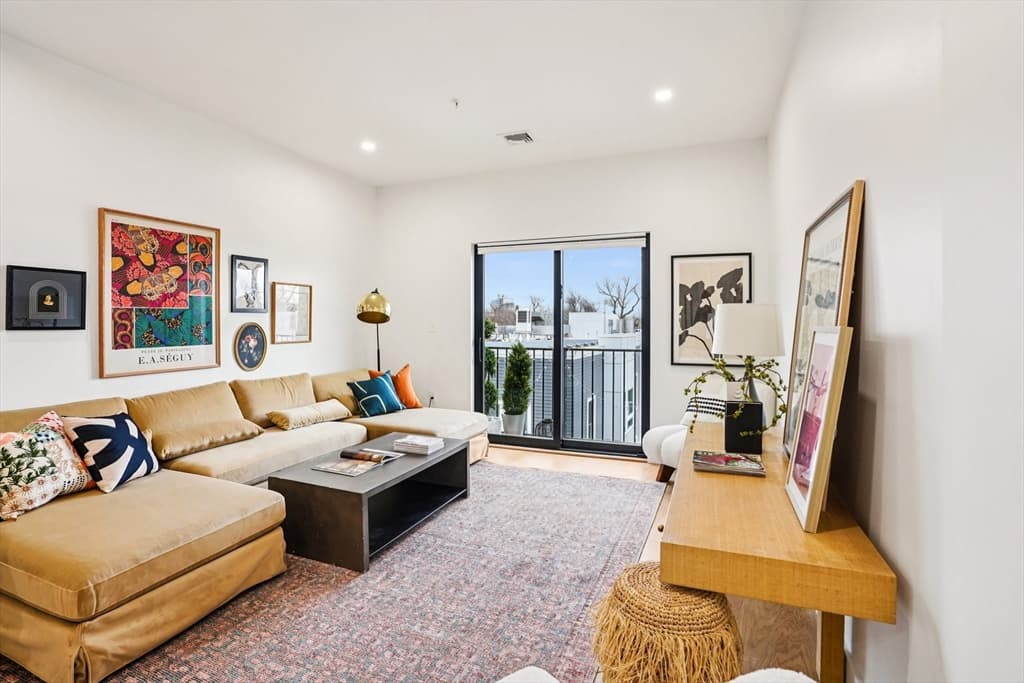 Condominium at 256 Dorchester Street # 503, Boston MA 02127, Boston, photo 6 of 29