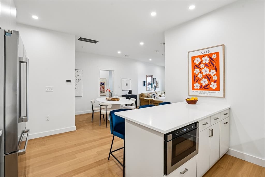 Condominium at 256 Dorchester Street # 503, Boston MA 02127, Boston, photo 12 of 29