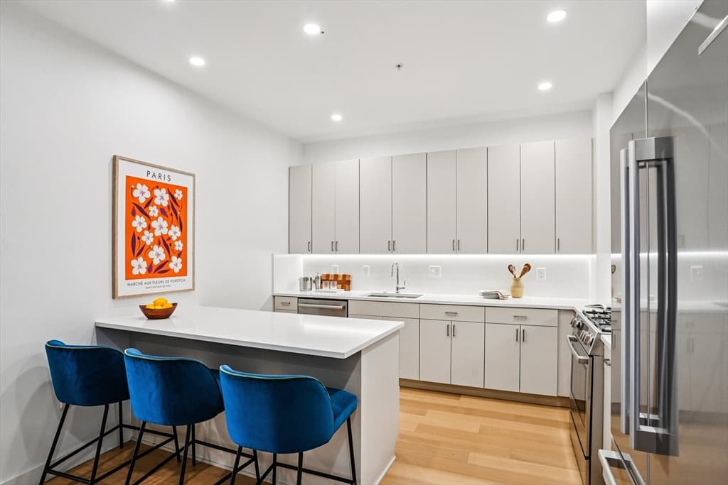 Condominium at 256 Dorchester Street # 503, Boston MA 02127, Boston, photo 10 of 29