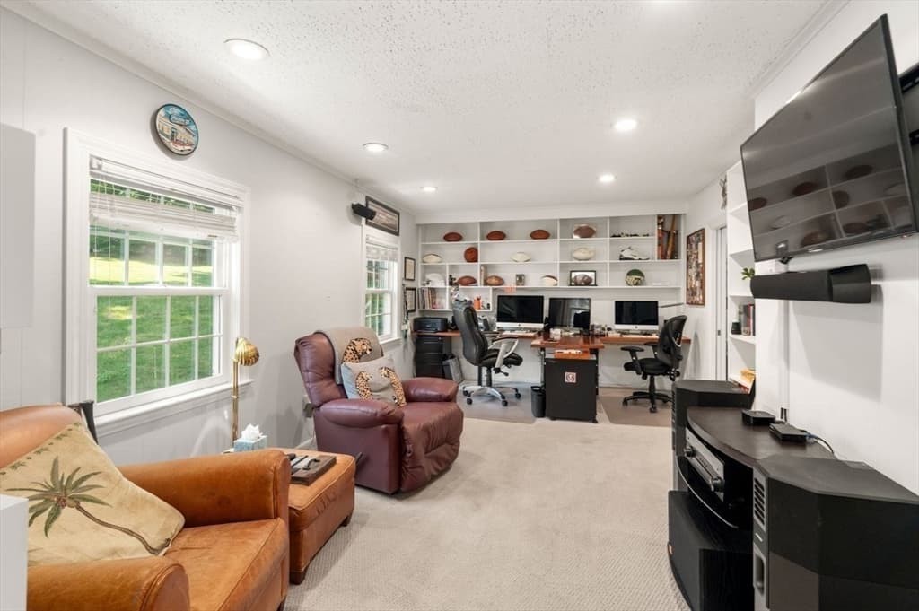 19 Druid Hill Rd, Newton MA 02461 photo 13