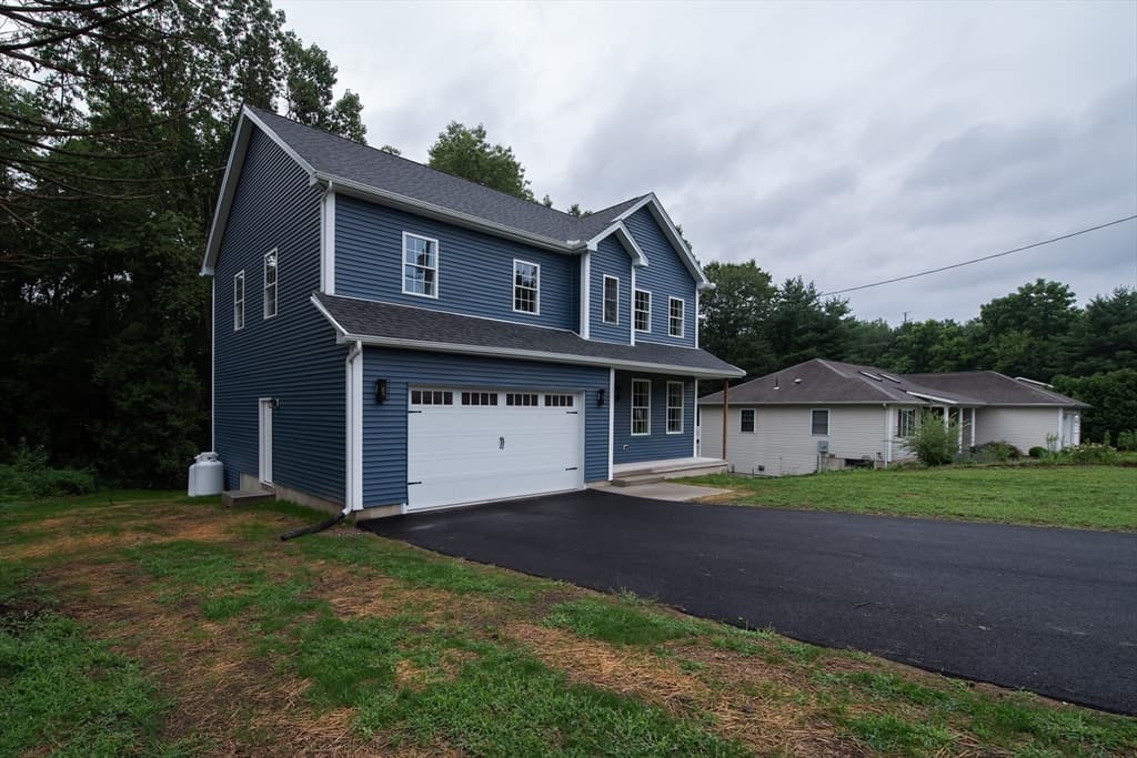 42 Roy St, Ludlow MA 01056 photo 4