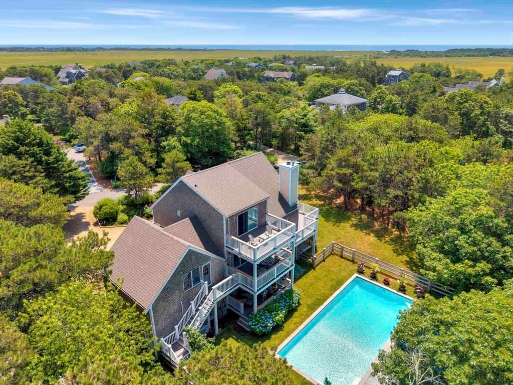 9 Thaxter Ln, Edgartown MA 02539 photo 4