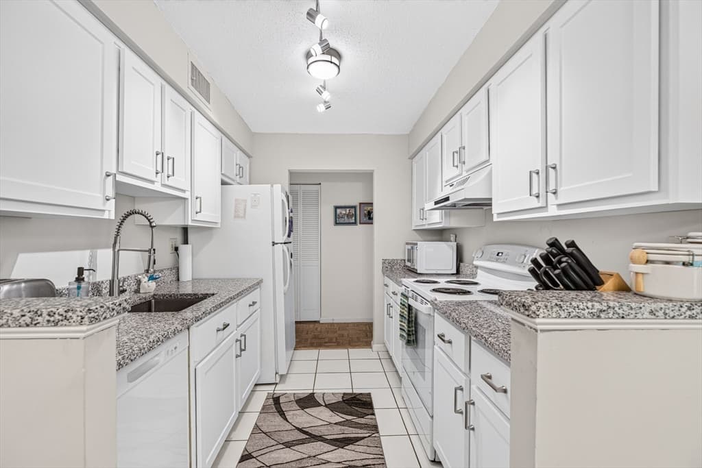 9 Beals Cove Road # A, Hingham MA 02043 photo 6