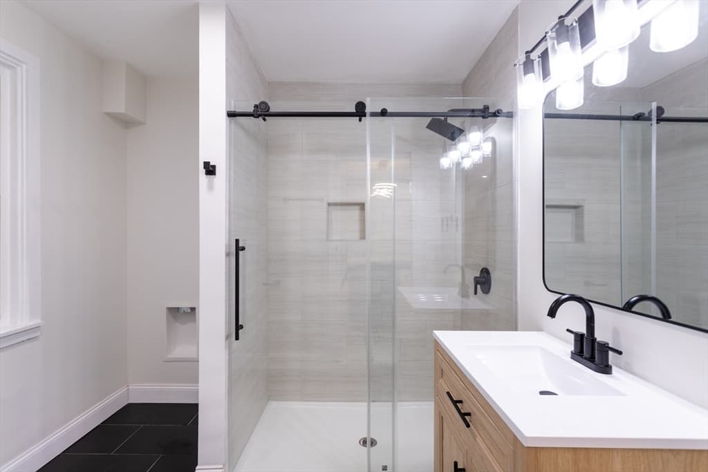 Single Family Residence at 21 Starr Lane, Boston MA 02130, Boston, photo 8 of 17