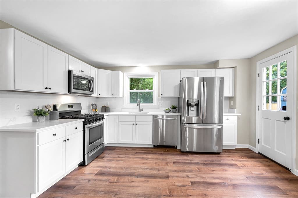 250 Groton Rd, Westford MA 01886 photo 3