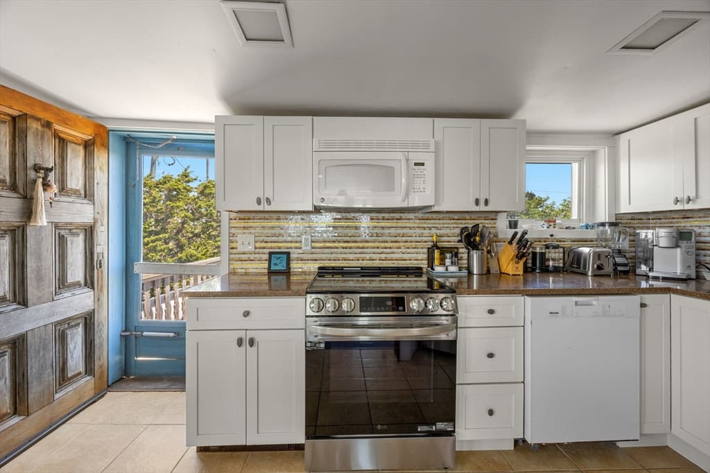 Single Family Residence at 41 Pond Road, Truro MA 02652, Truro, photo 21 of 42