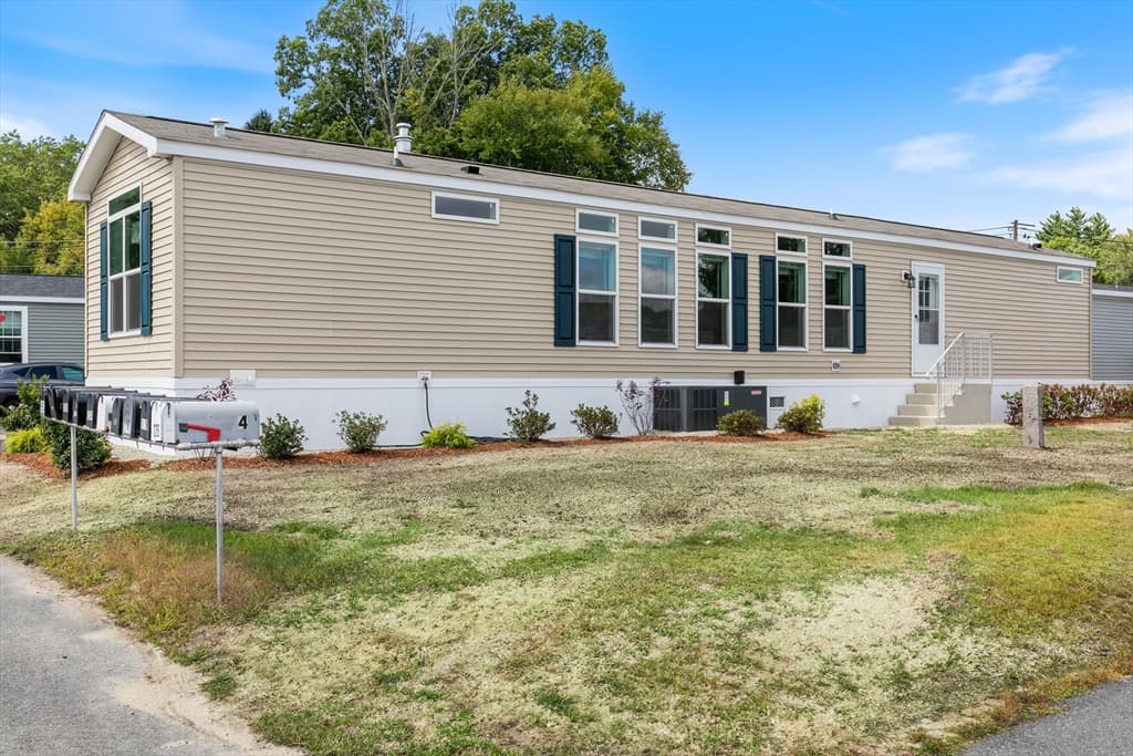 84 Caddy Drive, Salem NH 03079 photo 4
