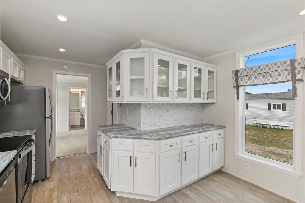 84 Caddy Drive, Salem NH 03079 photo 8