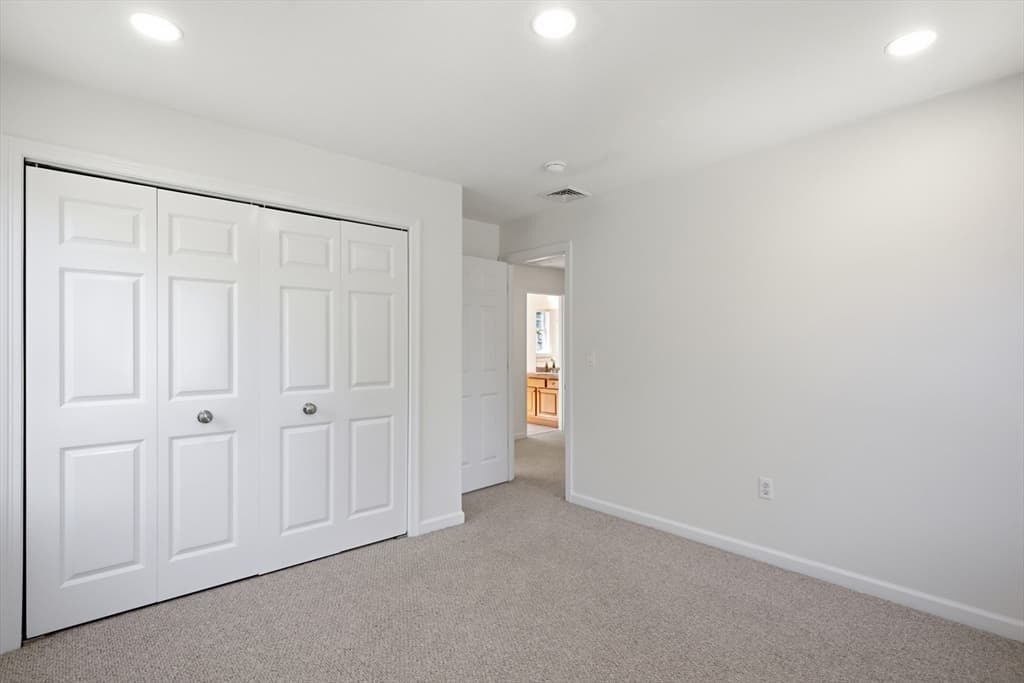 Single Family Residence at 4 Azalea Circle, Millbury MA 01527, photo 23 of 40