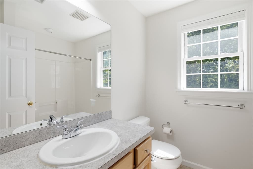 Single Family Residence at 4 Azalea Circle, Millbury MA 01527, photo 21 of 40
