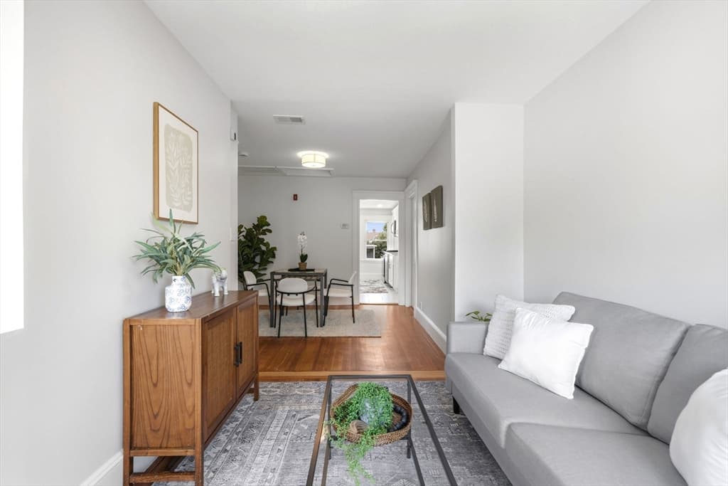 16 Clarkwood St # 3, Boston MA 02126 photo 2