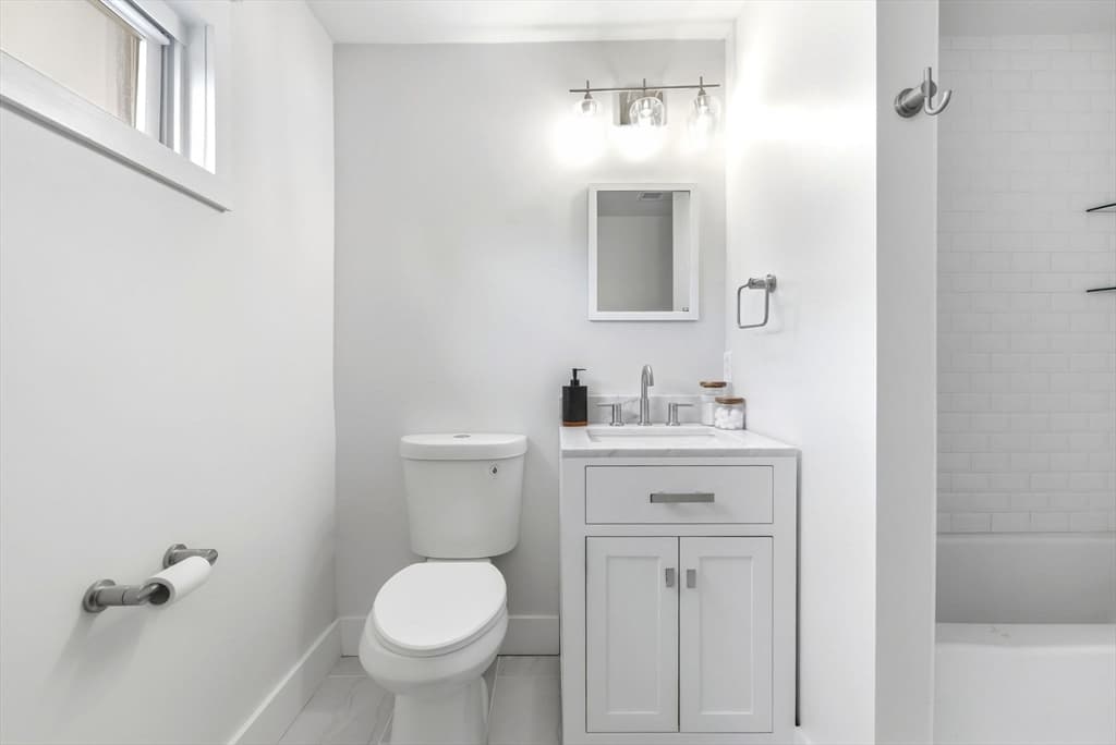 16 Clarkwood St # 3, Boston MA 02126 photo 18