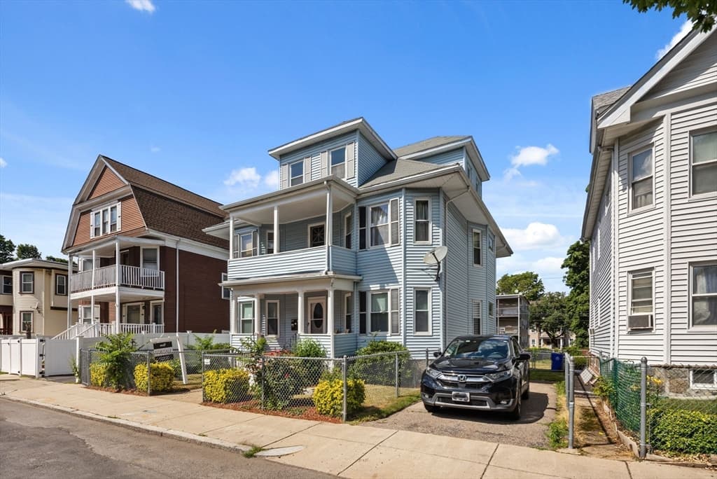 16 Clarkwood St # 3, Boston MA 02126 photo 19