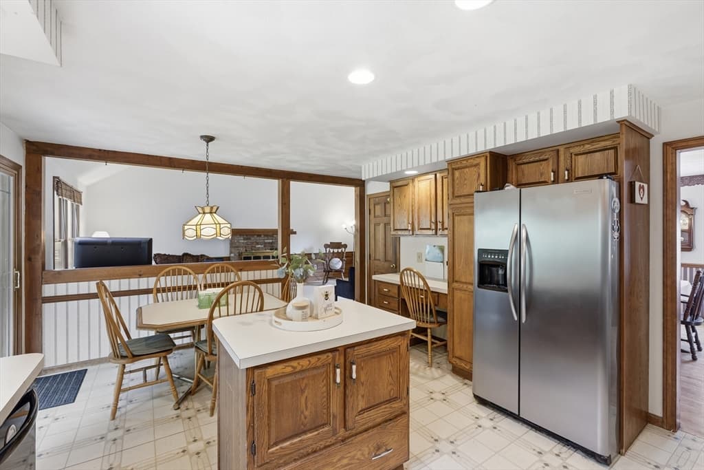 4 Oneida Place, Hudson MA 01749 photo 13