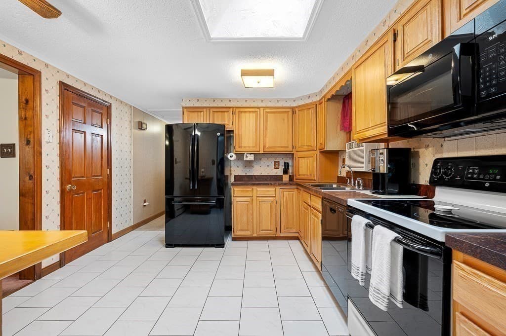 50 Jackson Street, Holden MA 01522 photo 18